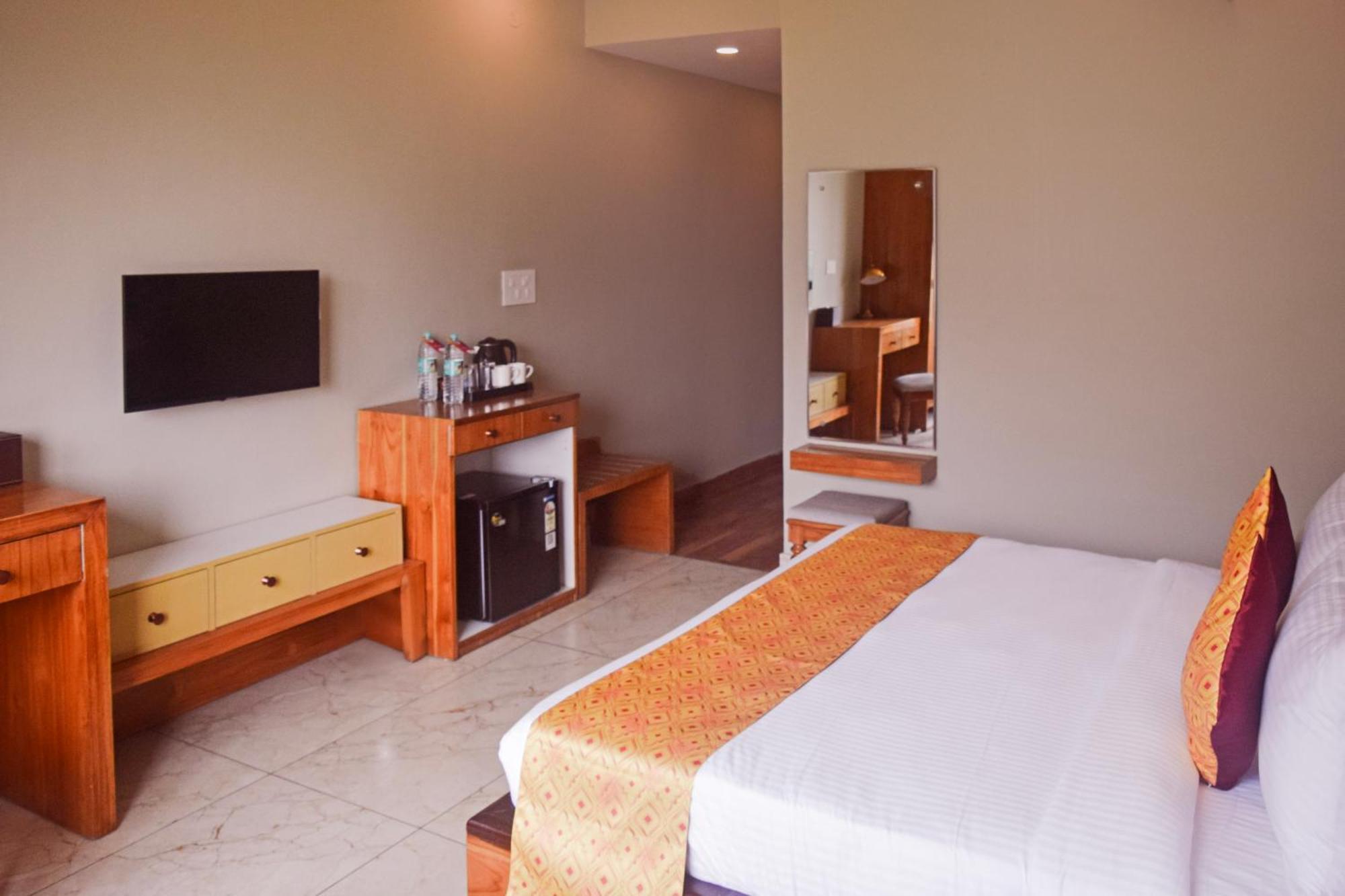 Hotel Sterling Kastoori Rudraprayāg Exterior foto
